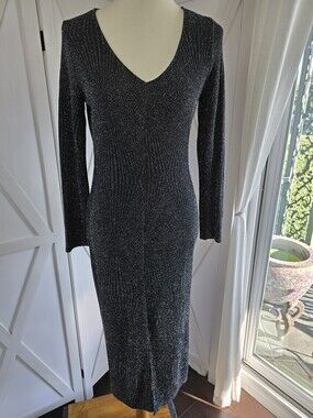 TOTO Collection Long Sleeve V-Neck Black Sparkle Midi Dress